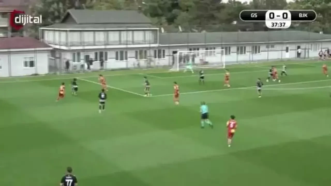 U19 Derbisinde Gol Sevinci: Galatasaray ve Beşiktaş Berabere Kaldı