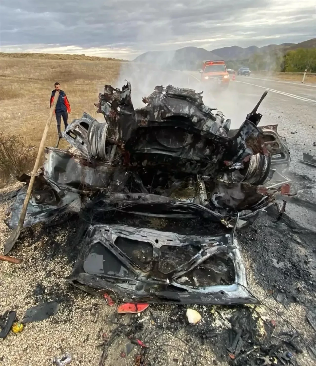 Bayburt'ta Otomobil Şarampole Devrildi: 1 Ölü, 5 Yaralı