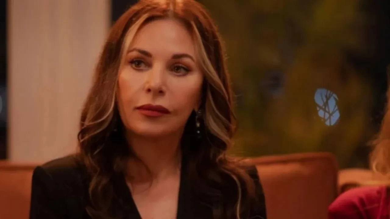 Aşk ve Gözyaşı dizisinin Yeliz Aksel’i Şenay Gürler kimdir?