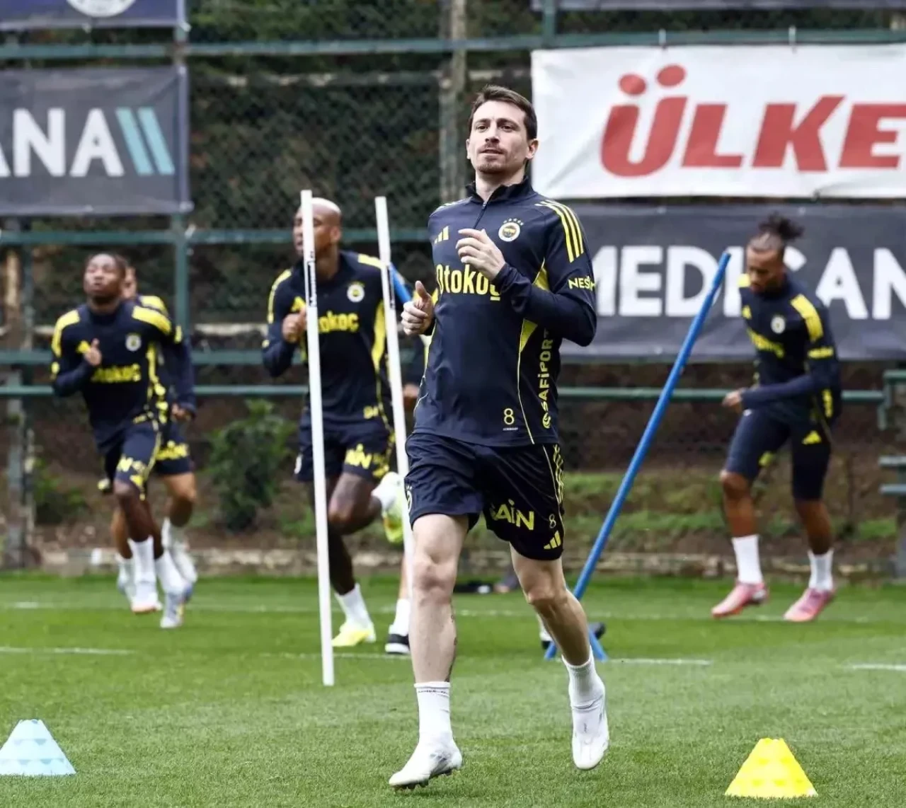 Fenerbahçe, Karagümrük Maçı Hazırlıklarını Sürdürüyor