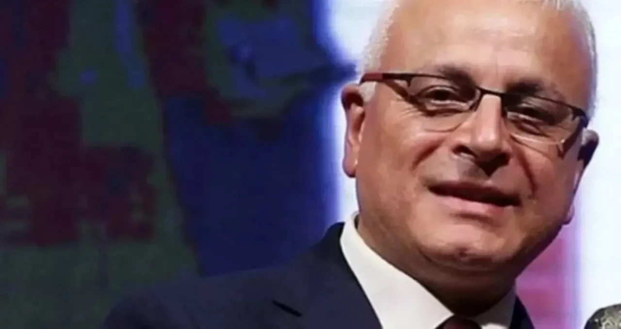 Merdan Yanardağ: Siyasi Görüşü ve Partisi