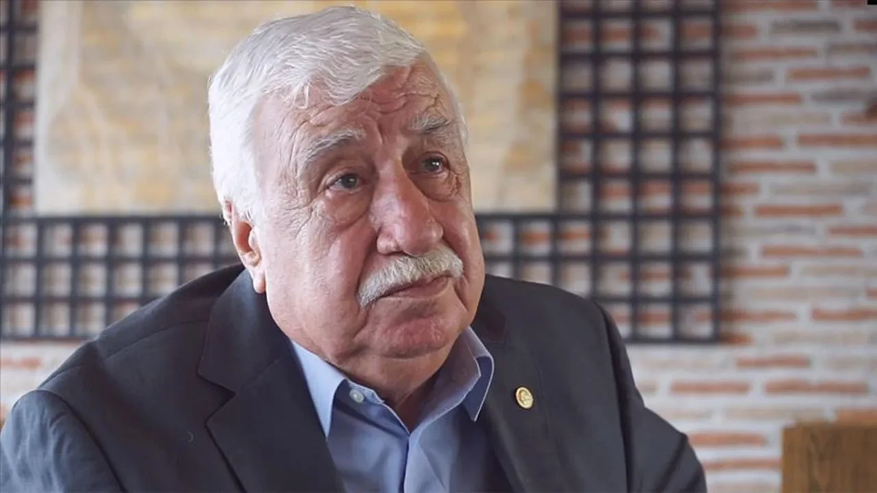 Oyuncu Ahmet Gülhan Hayatını Kaybetti