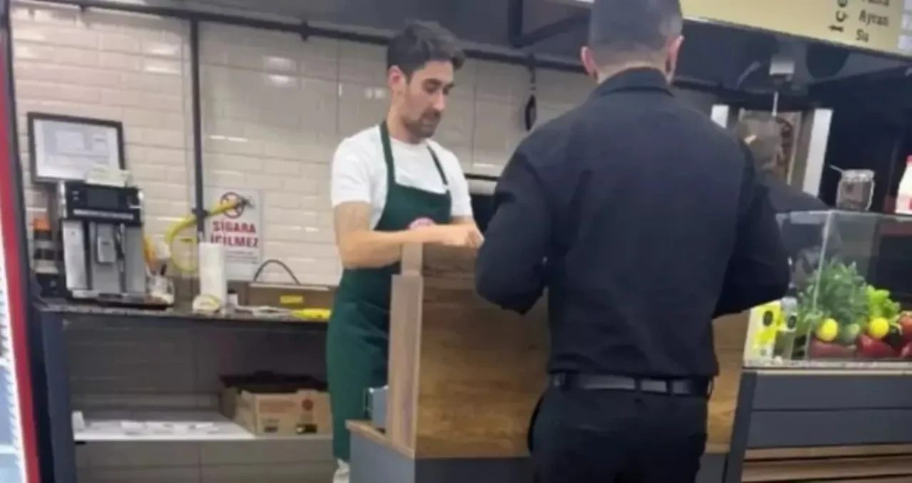 Okan Çınar'ın Futbol Kariyerinden Yeni Bir Sayfa: Dönerci Dükkanı