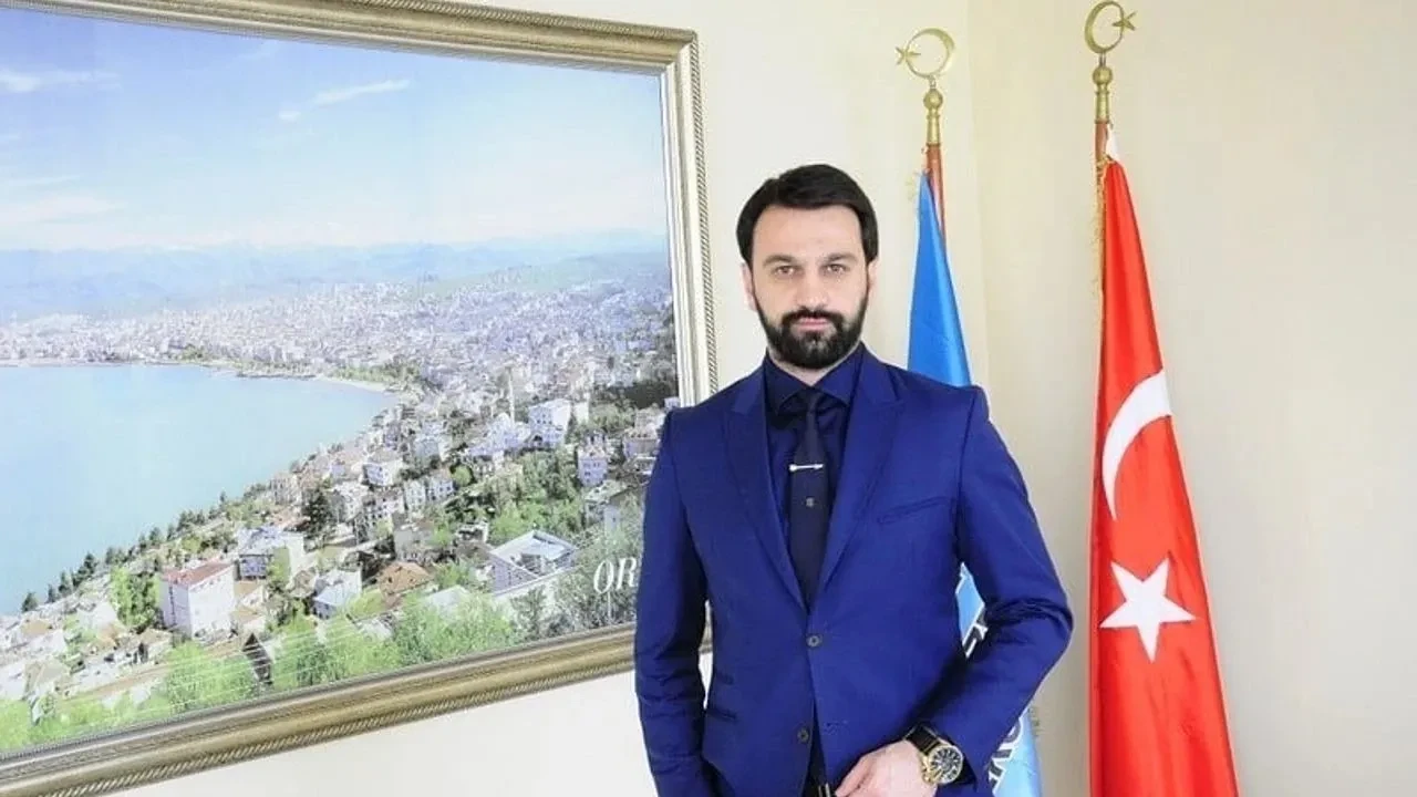 Selman Altaş Kimdir? Neden İstifa Etti?