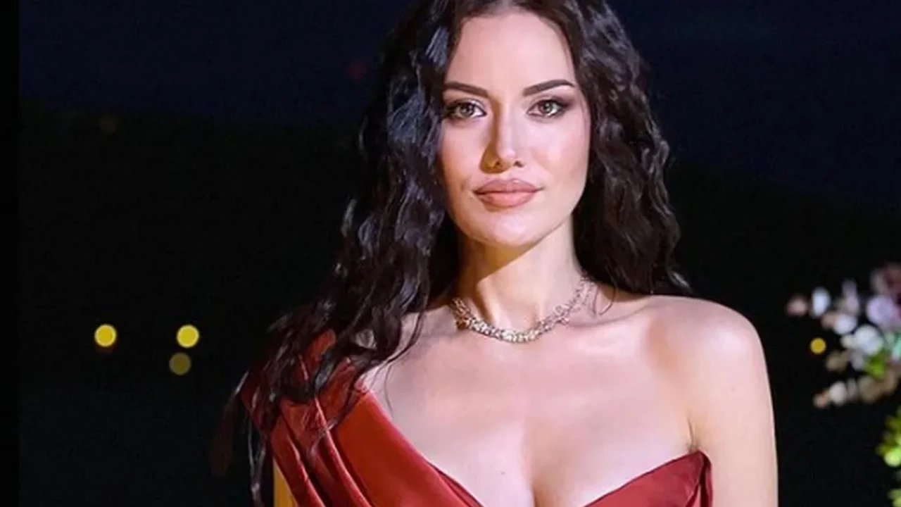 Fahriye Evcen'den 1 Milyon Dolarlık Reklam Anlaşması