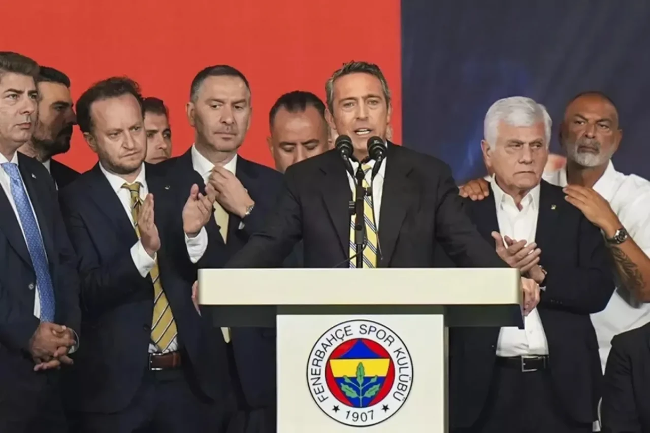 Fenerbahçe'de Başkanlık Seçimi Sonuçlandı: Sadettin Saran Yeni Başkan