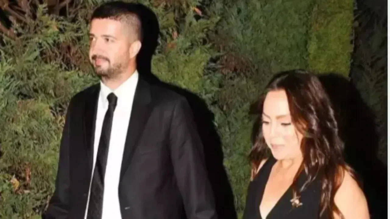 Ebru Gündeş ile Murat Özdemir Boşanıyor