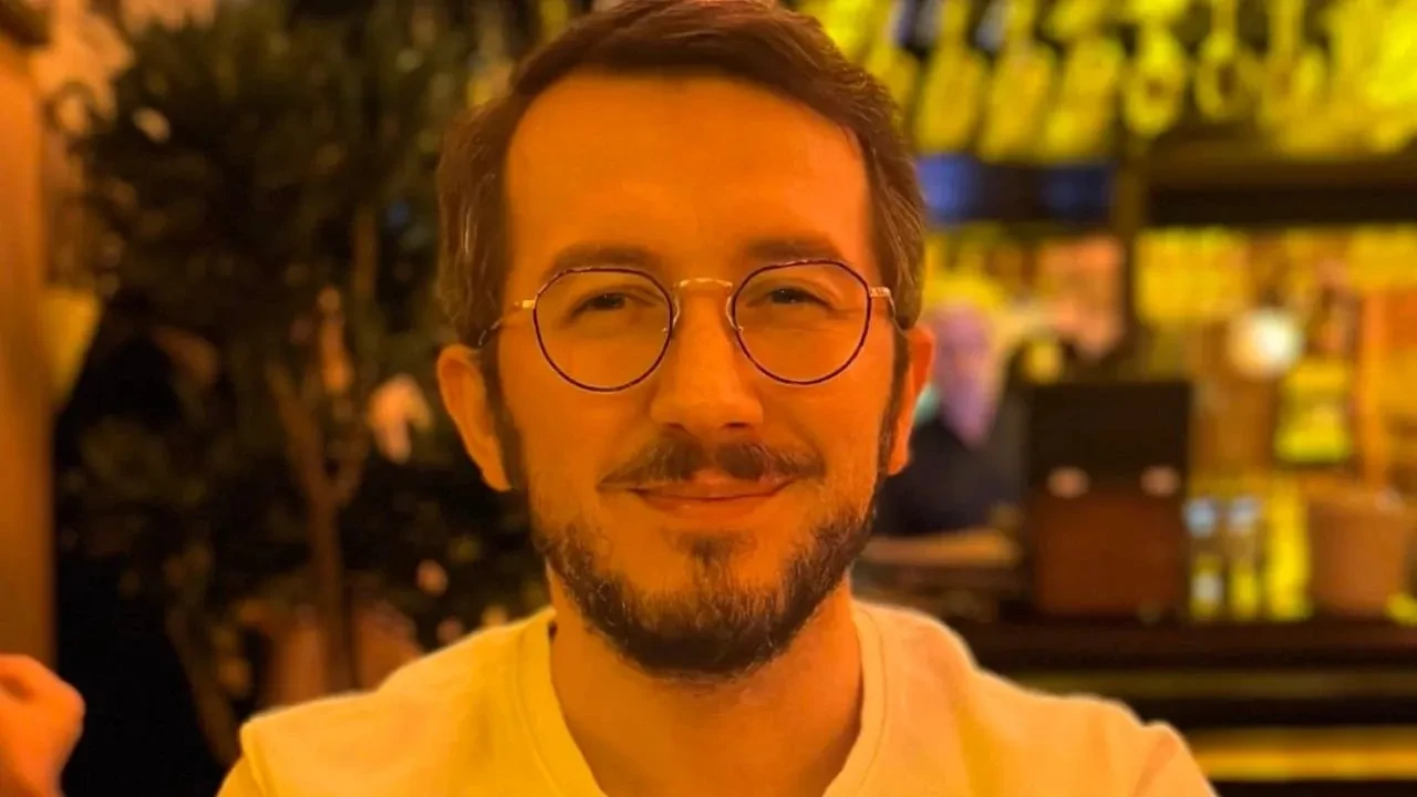 Yazılımcı Fatih Kadir Akın Kimdir?