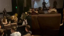 Son Dakika Rapçi Çakal'ın hayran buluşmasında ortalık karıştı! Tekmeli yumruklu kavga