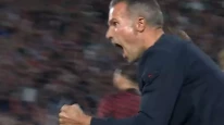 Robin Van Persie'nin Gol Sevinci Sosyal Medyada Tartışma Yarattı