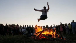 Son Dakika Hem Baharın Hem Yepyeni Bir Yılın Kutlaması: Nevruz Nedir?