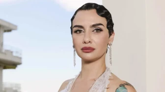 Birce Akalay'dan Sürpriz Hamle: Ünlü Dostlarını Takipten Çıkarıyor