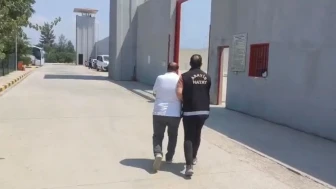 Hatay’da Göçmen Kaçakçılığı Suçundan Aranan Şahıs Yakalandı