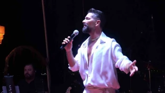 Mehmet Çevik, 20 Yıl Sonra İlk Sahneye Çıktığı Mekâna Geri Döndü