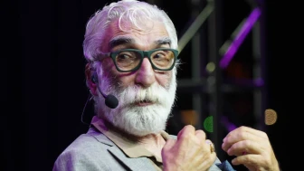 Fazilet Onat'tan Cezmi Baskın'a Taciz Suçlaması: Oyuncunun İddiaları Gündeme Geldi