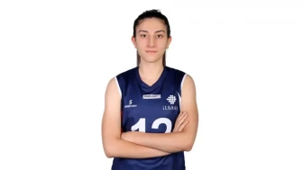 Yaprak Erkek Kimdir? Voleybol Dünyasının Parlayan Yıldızı