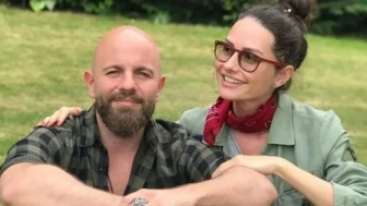 Yasemin Özilhan, 14 Yıllık Eşinden Ayrıldığını Açıkladı