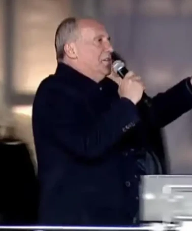 Muharrem İnce Saraçhane'de... "Kılıçdaroğlu ve ben kaybetmiş adaylarız" diyerek kararını açıkladı