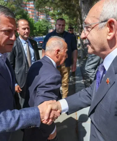 Özgür Özel, Kemal Kılıçdaroğlu'nu Ziyaret Etti