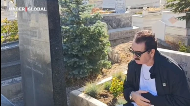 İbrahim Tatlıses, Neşet Ertaş'ın Mezarı Başında Saygı Duruşunda Bulundu