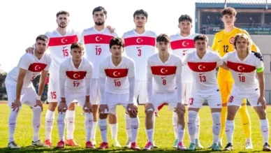 Son Dakika U19 Millî Takımımız, lider İngiltere'den puan aldı! - Milli Takım Haberleri