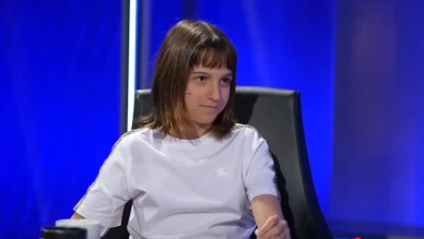 'Kim Milyoner Olmak İster?'de Fırtına Gibi Esiyor: Günay Teyze, Sosyal Medyada Fenomen Haline Geldi