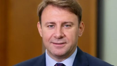 Gökhan Şen Kimdir? Ciner Holding'in Üst Düzey Yöneticisinin Biyografisi ve Kariyeri