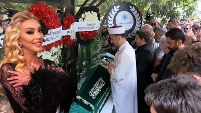 Hilal Cebeci, Güllü'nün Cenazesinde Menajerlere Tepki Gösterdi