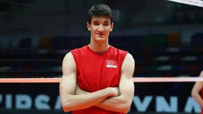 A Milli Erkek Voleybol Takımı, Efe Mandıracı ile Hollanda'yı Mağlup Etti