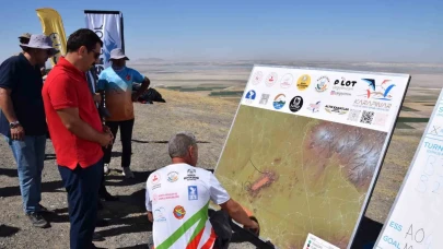 Karapınar’da Yamaç Paraşütü Heyecanı
