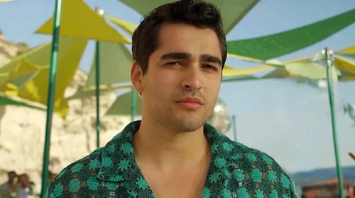 Mert Ramazan Demir: Kimdir, Boyu ve Kilosu Nedir? Hangi Dizilerde Rol Aldı?