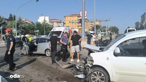 Kırklareli'de Sivil Polis Aracının Karıştığı Trafik Kazası: Üç Yaralı