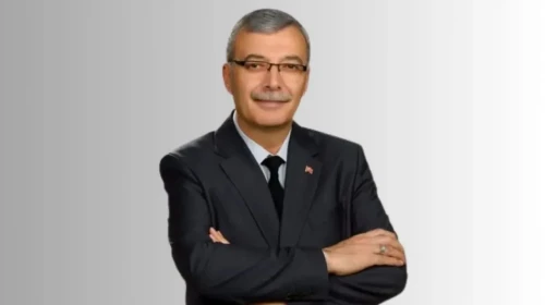Mesut Mertcan Kimdir? Siyasi Hayatındaki Değişimler Merak Ediliyor
