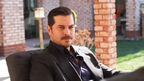 Eşref Tek’e Set Ziyareti: Çağatay Ulusoy’un Kardeşi Bakın Kime Benzetildi