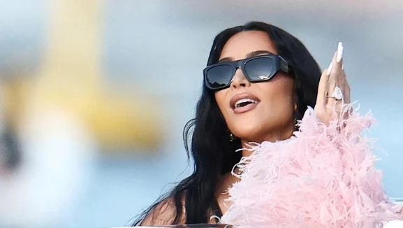 Kim Kardashian'ın Oyunculuk Kariyerine Eleştirel Bakış
