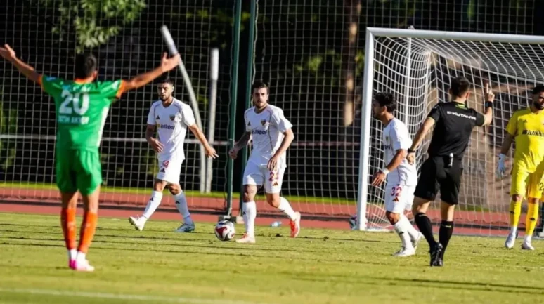 Kayserispor'un Savunma ve Hücum Problemleri Süper Lig'de Devam Ediyor