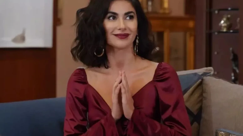 Nesrin Cavadzade'den Şaşırtan Espri: "Genç Erkeklerin Kanını İçiyorum"